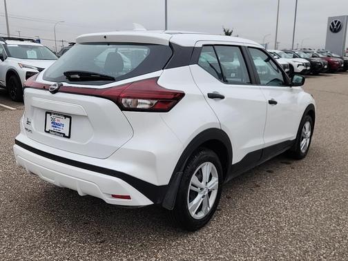2024 Nissan Kicks S