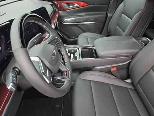 Black 2026 Chevrolet Traverse AWD Z71