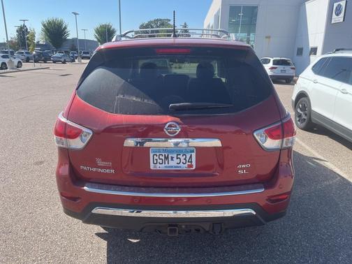 2014 Nissan Pathfinder SL