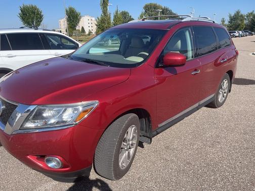 2014 Nissan Pathfinder SL