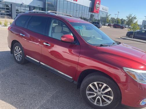 2014 Nissan Pathfinder SL