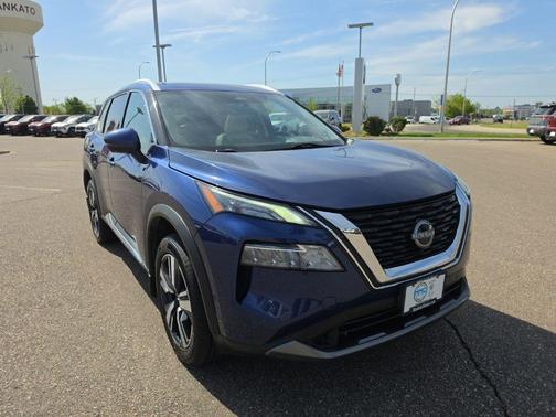 Caspian Blue Metallic 2023 Nissan Rogue SL