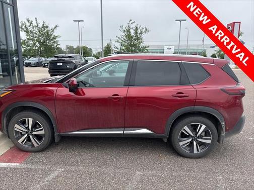 2022 Nissan Rogue SL