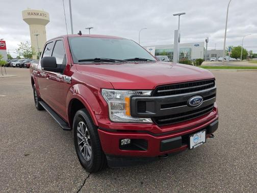 Ruby Red Metallic Tinted Clearcoat 2019 Ford F-150 XLT