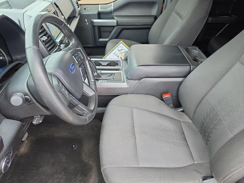 Ruby Red Metallic Tinted Clearcoat 2019 Ford F-150 XLT