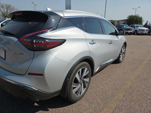 Brilliant Silver Metallic 2019 Nissan Murano SL