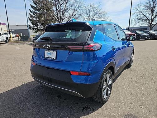 Bright Blue Metallic 2023 Chevrolet Bolt EUV FWD LT