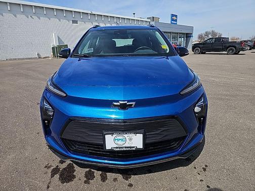 Bright Blue Metallic 2023 Chevrolet Bolt EUV FWD LT