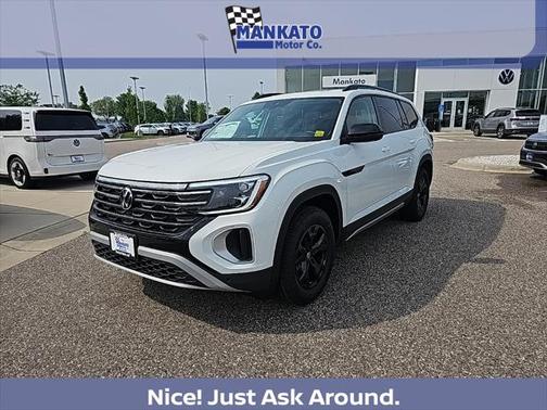 2025 Volkswagen Atlas 2.0T Peak Edition