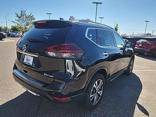 2020 Nissan Rogue SV