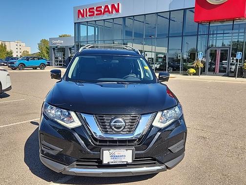 2020 Nissan Rogue SV
