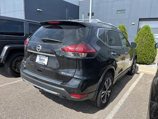 2020 Nissan Rogue SV