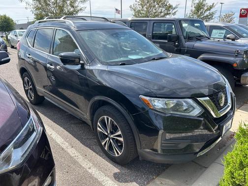 2020 Nissan Rogue SV