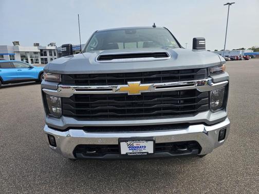 2025 Chevrolet Silverado 3500 LT