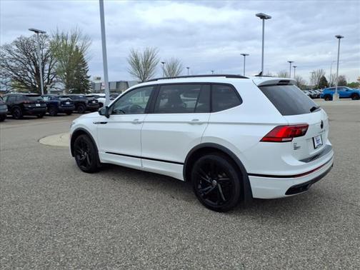 2023 Volkswagen Tiguan 2.0T SE R-Line Black 4MOTION