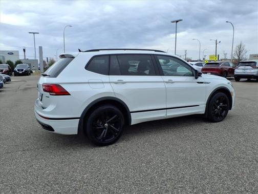 2023 Volkswagen Tiguan 2.0T SE R-Line Black 4MOTION