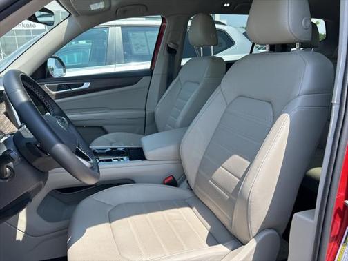 2024 Volkswagen Atlas 2.0T SEL