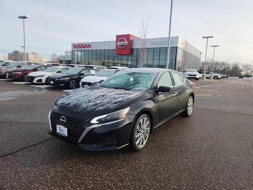 2025 Nissan Altima 2.5 SL