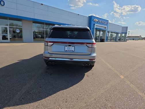 Silver Radiance Metallic 2020 Lincoln Aviator Reserve AWD