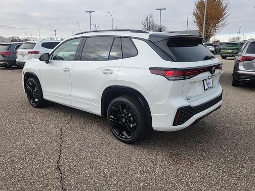 2026 Volkswagen Tiguan 2.0T SE R-Line Black 4MOTION