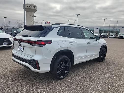 2026 Volkswagen Tiguan 2.0T SE R-Line Black 4MOTION