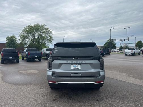 Sterling Gray Metallic 2026 Chevrolet Suburban LT