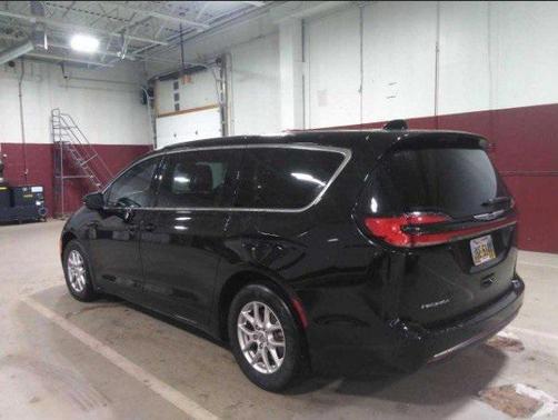 2025 Chrysler Pacifica L