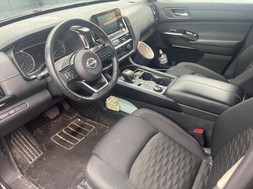 2022 Nissan Pathfinder SV 4WD