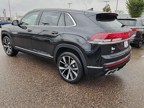 2026 Volkswagen Atlas Cross Sport 2.0T SEL Premium