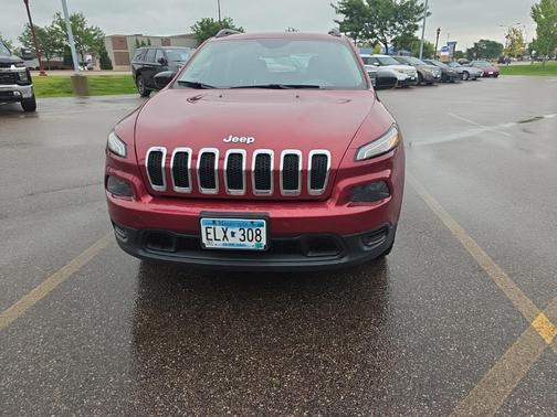 2015 Jeep Cherokee Sport
