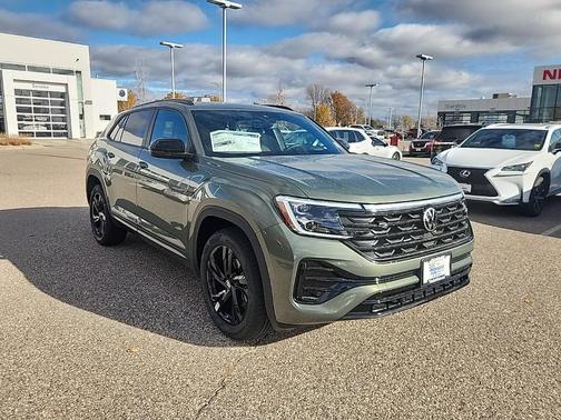2026 Volkswagen Atlas Cross Sport 2.0T SEL