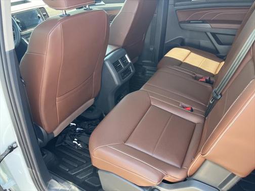 2023 Volkswagen Atlas 3.6L SE w/Technology