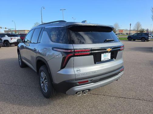 Sterling Gray 2026 Chevrolet Traverse LT