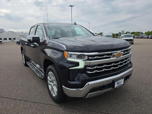 Dark Ash Metallic 2022 Chevrolet Silverado 1500 LTZ