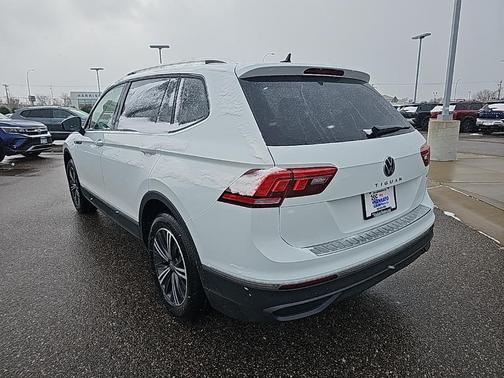 2024 Volkswagen Tiguan 2.0T Wolfsburg Edition