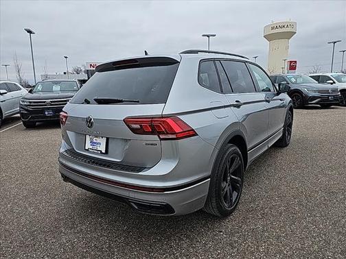 2024 Volkswagen Tiguan 2.0T SE R-Line Black 4MOTION