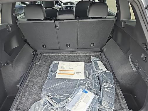 2024 Volkswagen Tiguan 2.0T SE R-Line Black 4MOTION