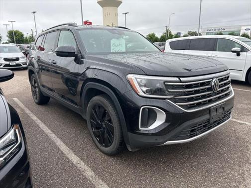2024 Volkswagen Atlas 2.0T SE w/Technology 4MOTION