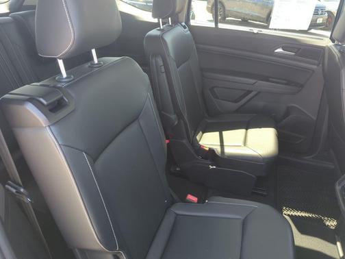Pacific Blue Metallic 2021 Volkswagen Atlas 3.6L SEL