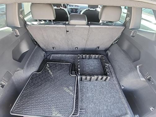 2023 Volkswagen Tiguan 2.0T SE R-Line Black 4MOTION