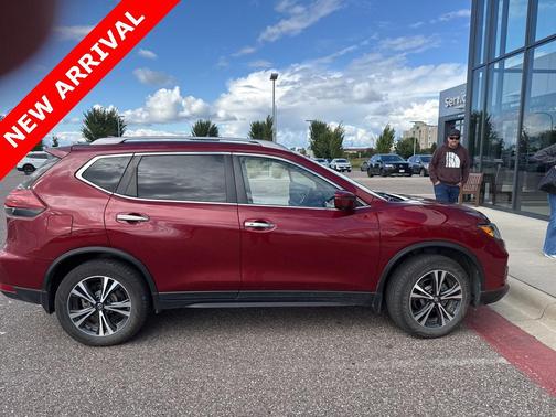 2020 Nissan Rogue SV