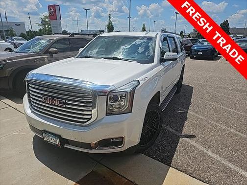 2017 GMC Yukon XL SLT