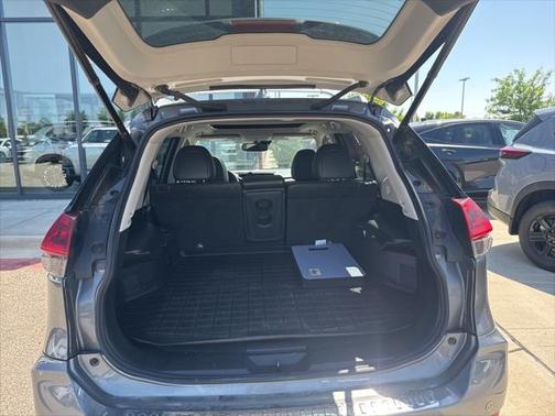 2020 Nissan Rogue SL