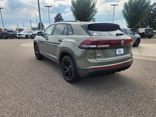 2025 Volkswagen Atlas Cross Sport 2.0T SEL