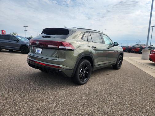 2025 Volkswagen Atlas Cross Sport 2.0T SEL