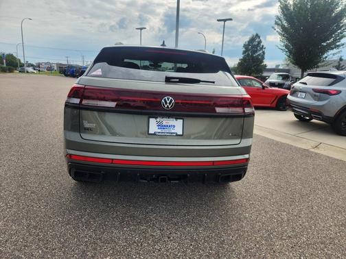 2025 Volkswagen Atlas Cross Sport 2.0T SEL