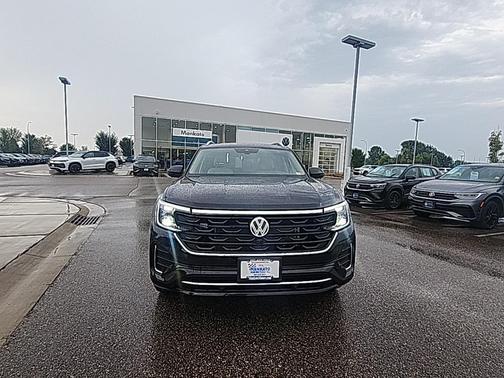2026 Volkswagen Atlas 2.0T SEL Premium R-Line 4MOTION