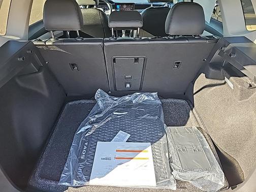 2025 Volkswagen Taos 1.5T SEL