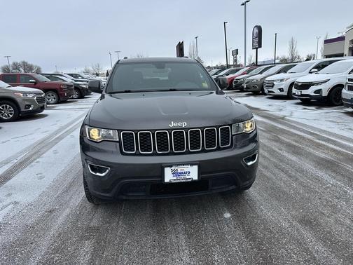 2021 Jeep Grand Cherokee Laredo