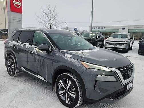 2022 Nissan Rogue SL